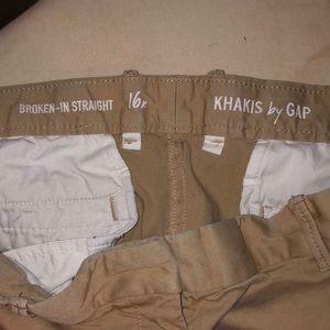 GAP Pants - Gap 16P Broken-In straight khakis jeans GAP Pants - Gap 16P Broken-In straight khakis jeans
